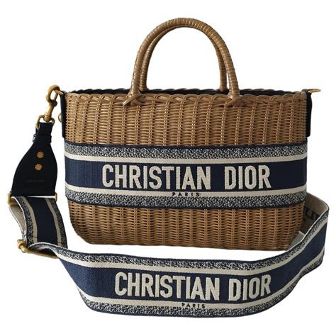 costo carrozzina dior|bolso dior online.